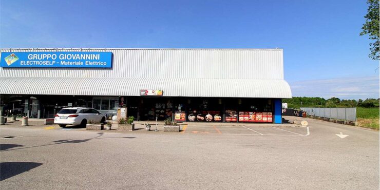 STATALE PONTEBBANA – LOCALE COMMERCIALE